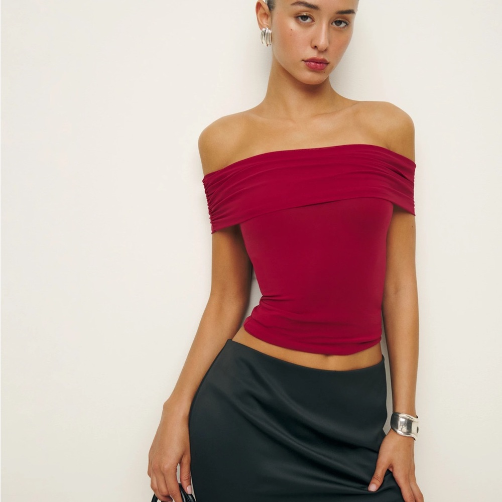 Reformation Off-Shoulder Crop Top in Deep Wine Red